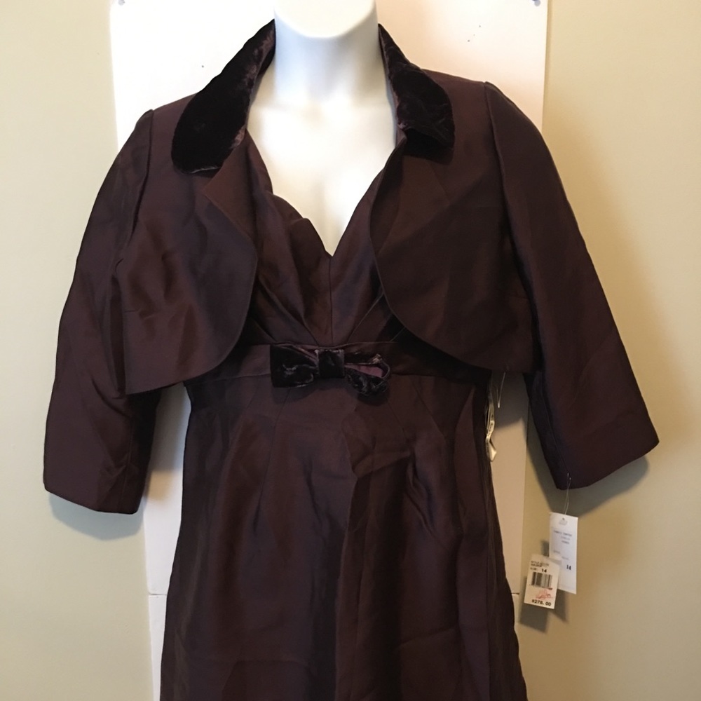 Wine dress 👗 with jacket